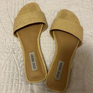 Steve Madden size 7.5 sandal